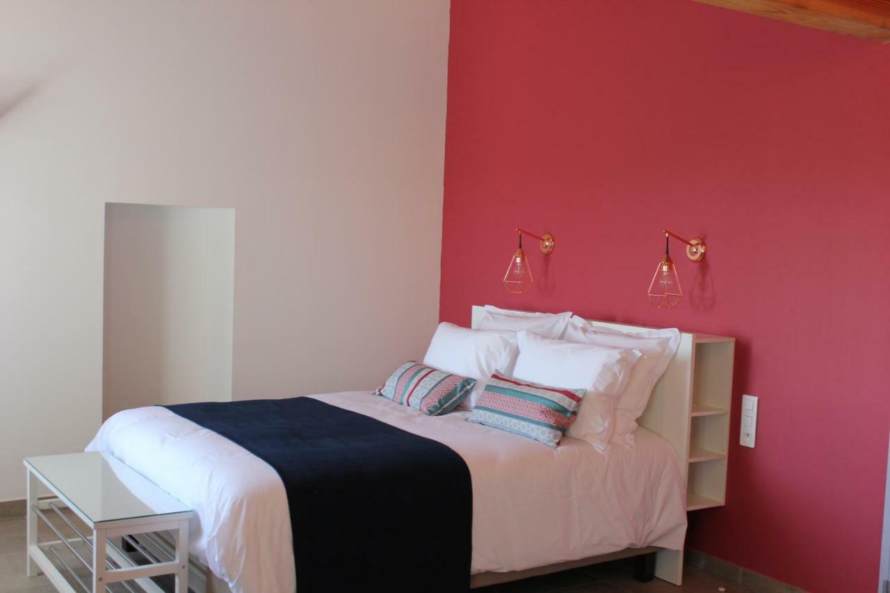 Bed and Breakfast Domaine Forvent Saint-Julien-de-Peyrolas Экстерьер фото